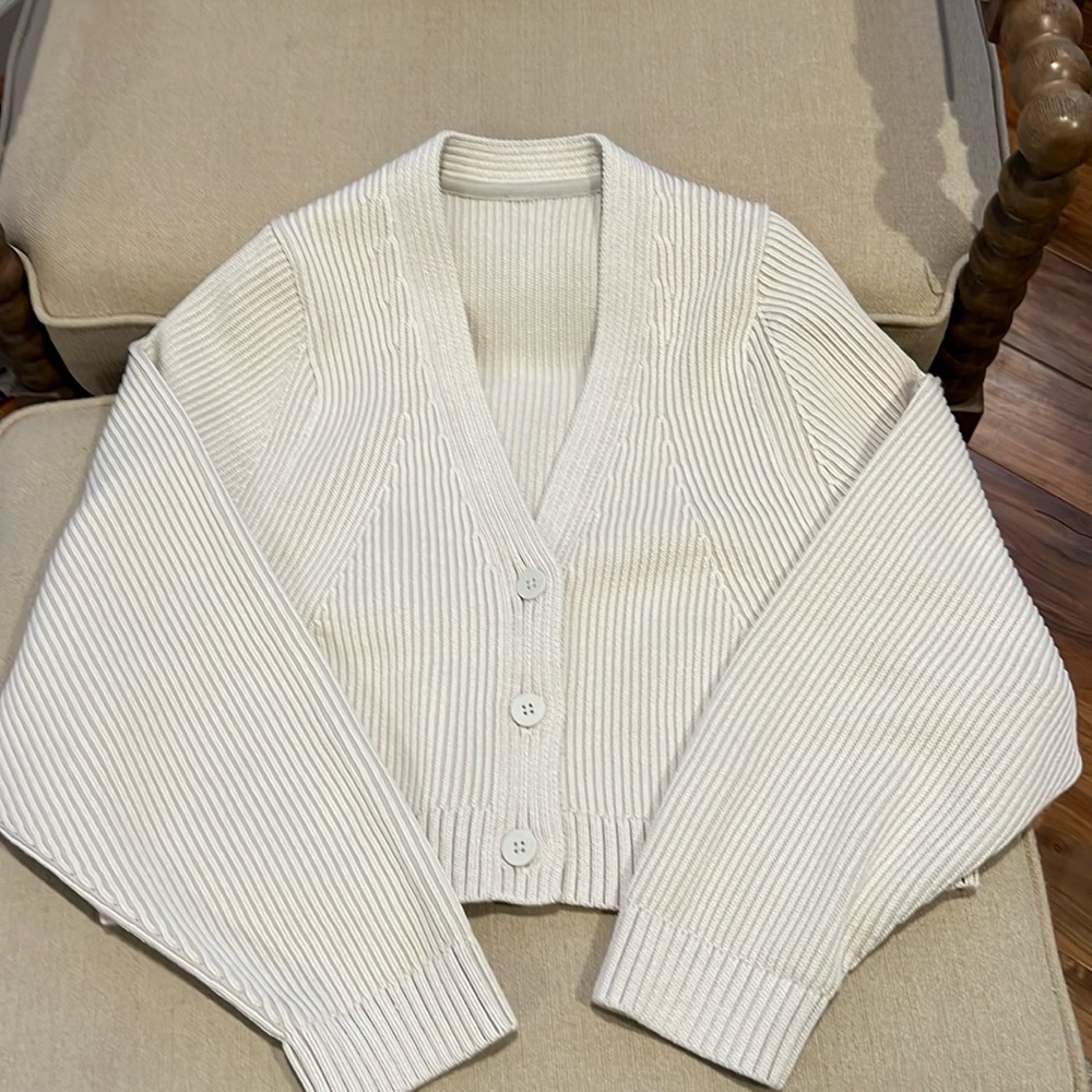 Lululemon cropped cotton sweater